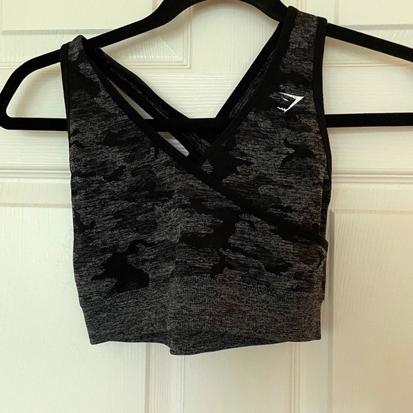 Gymshark Camo Bra - Picture 1 of 2